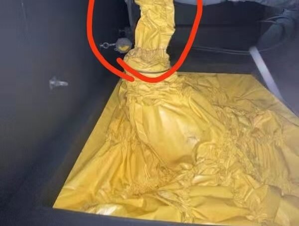 Hypalon海帕龙面料机器人防尘罩面料应用