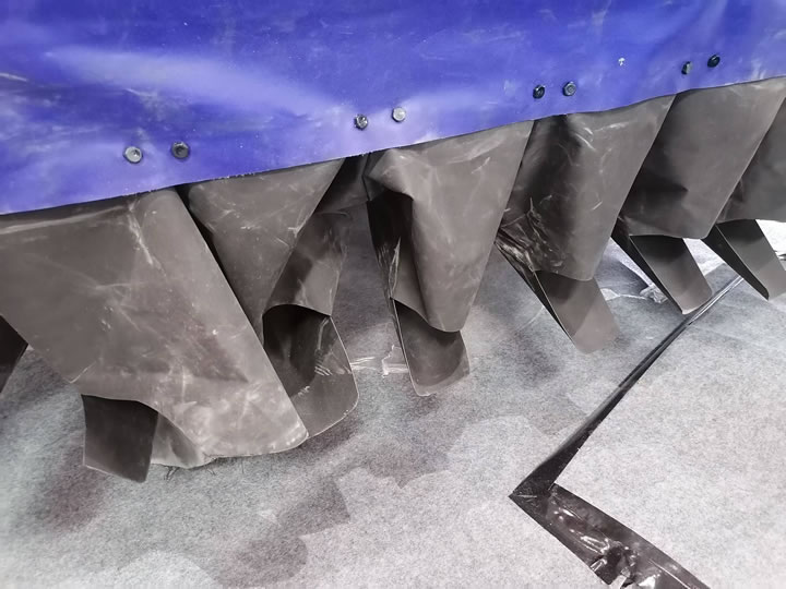 Hypalon面料海帕龙野牛气垫船裙摆应用